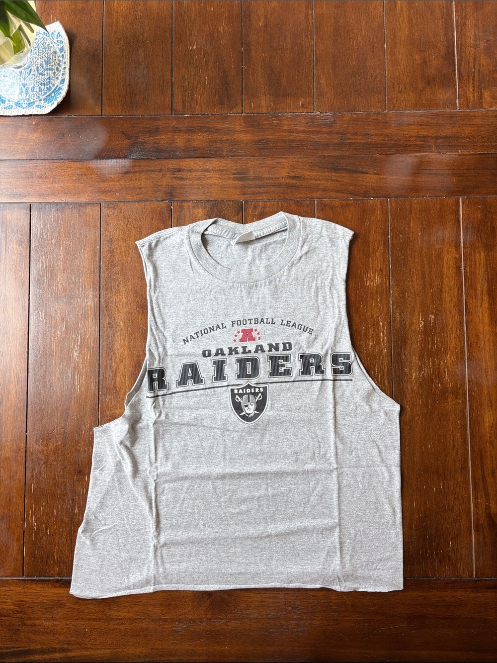 Vintage Oakland Raiders Cut Off Tee